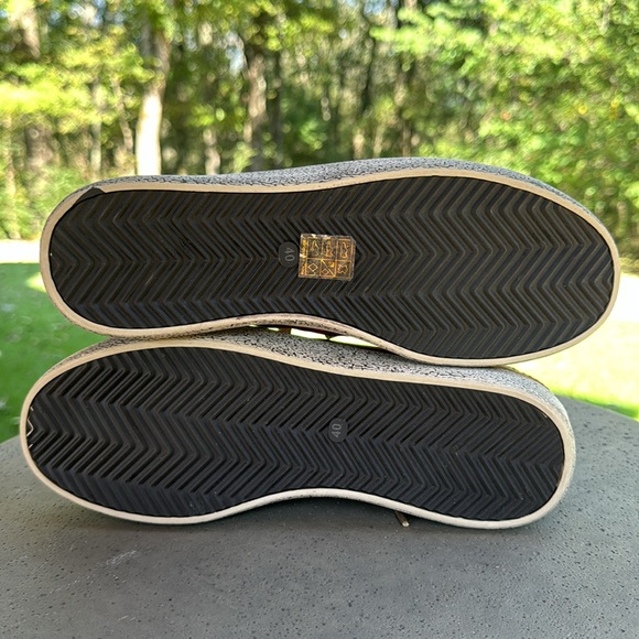 L’Artiste by Spring Step Sneakers - Picture 10 of 15